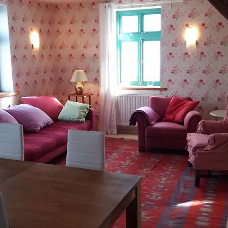 Buelitz 33, 2 Steine